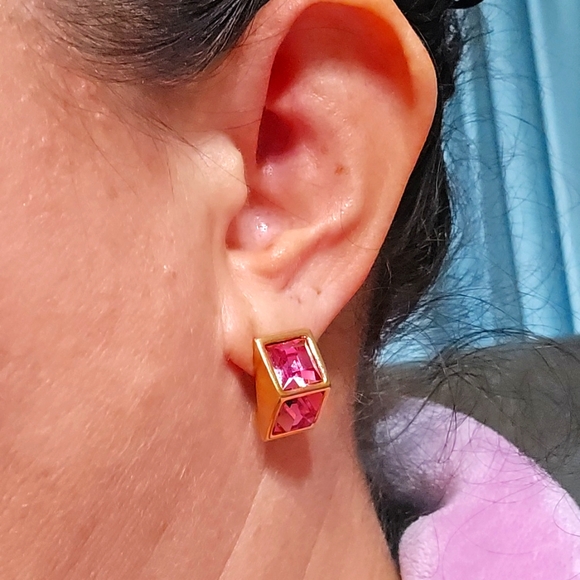 Swarovski Pink Double Emerald Cut Post Back Vintage Earrings - Picture 9 of 11